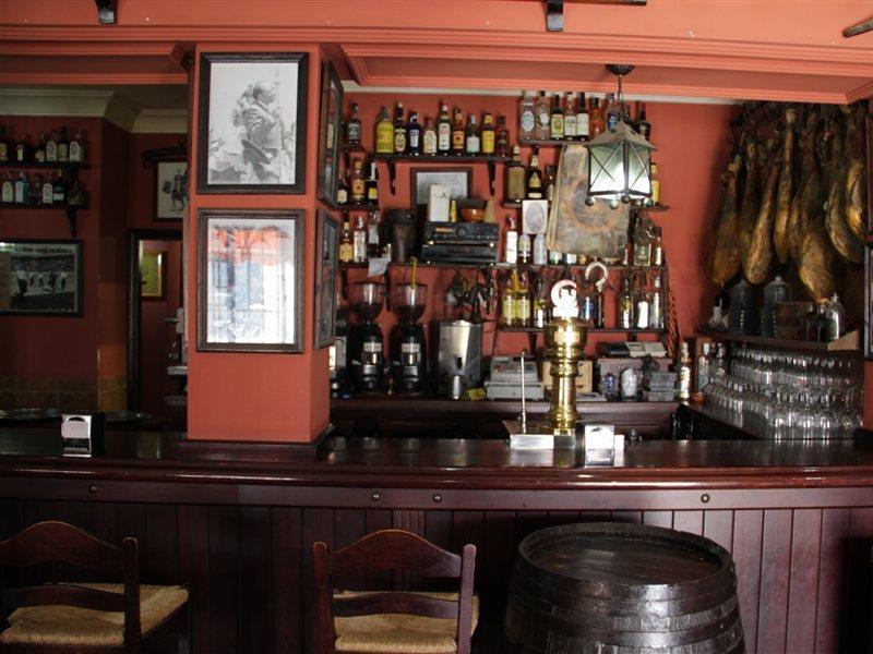 Huévar Hostal Pechi מראה חיצוני תמונה